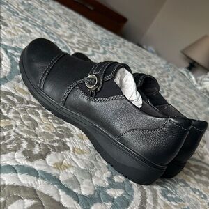 Clarks Black Leather Slip-On Loafers